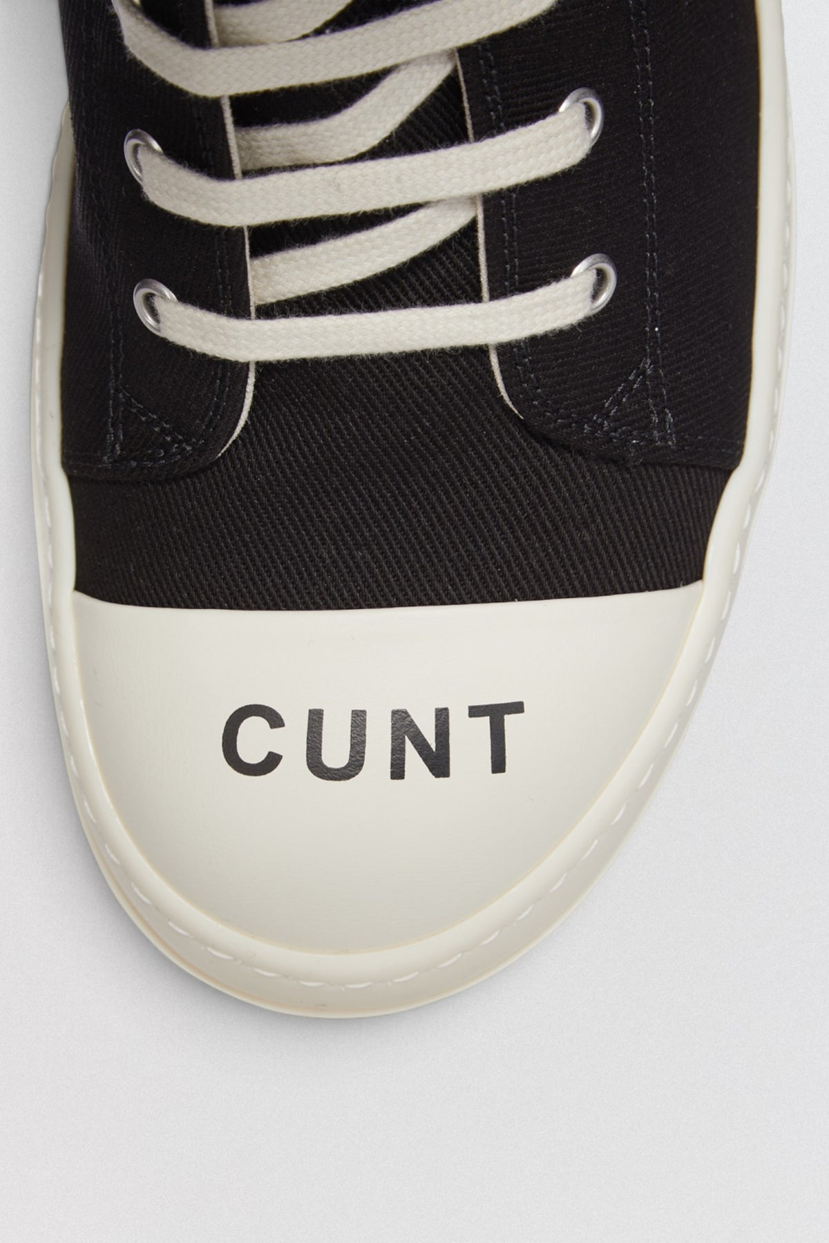 Sneaks