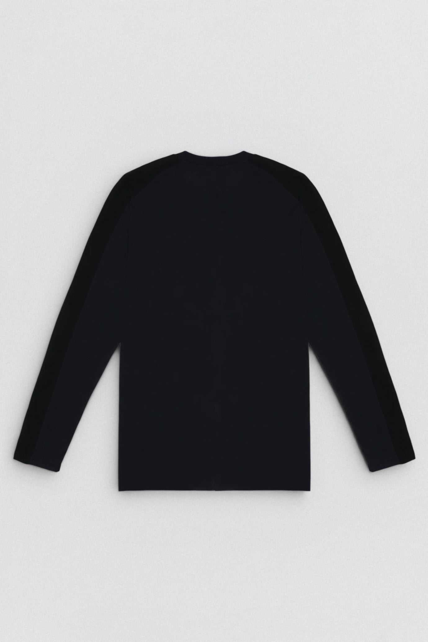 DESU Lyocell Long Sleeve T-Shirt in hand-dyed black slim fit — LABOUTIK Bali