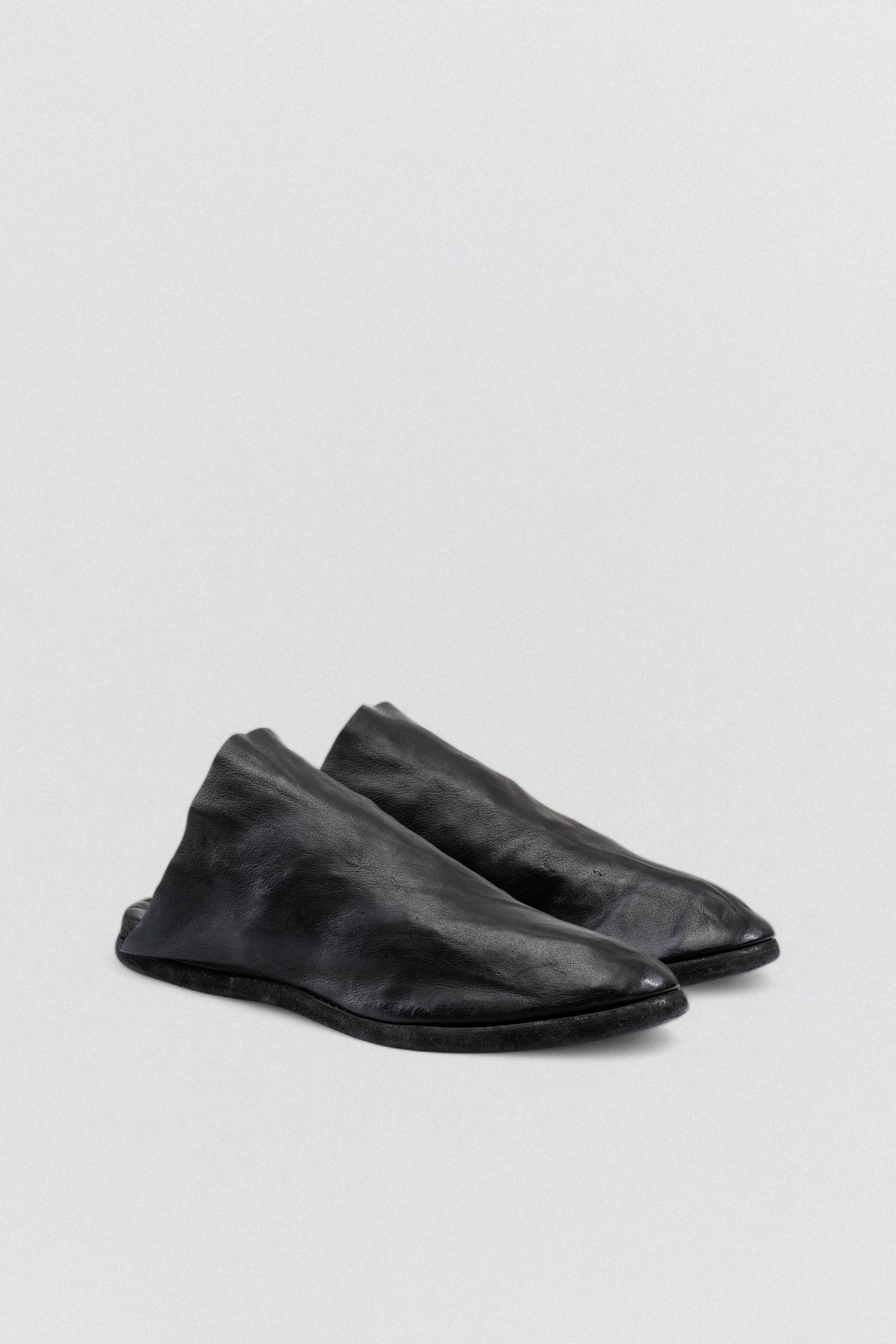 E29 Flat Sole Leather Sandals