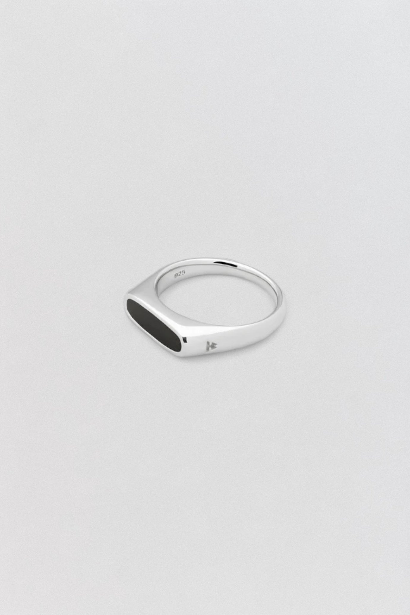Mario Onyx Ring