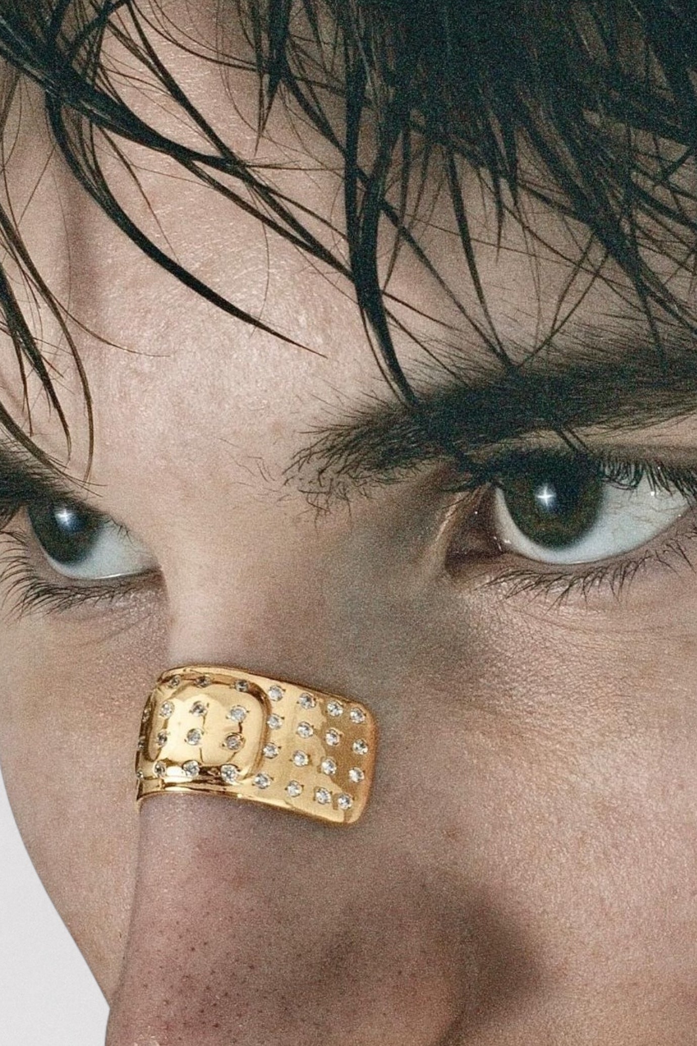 Encrusted Mini Nose Plaster