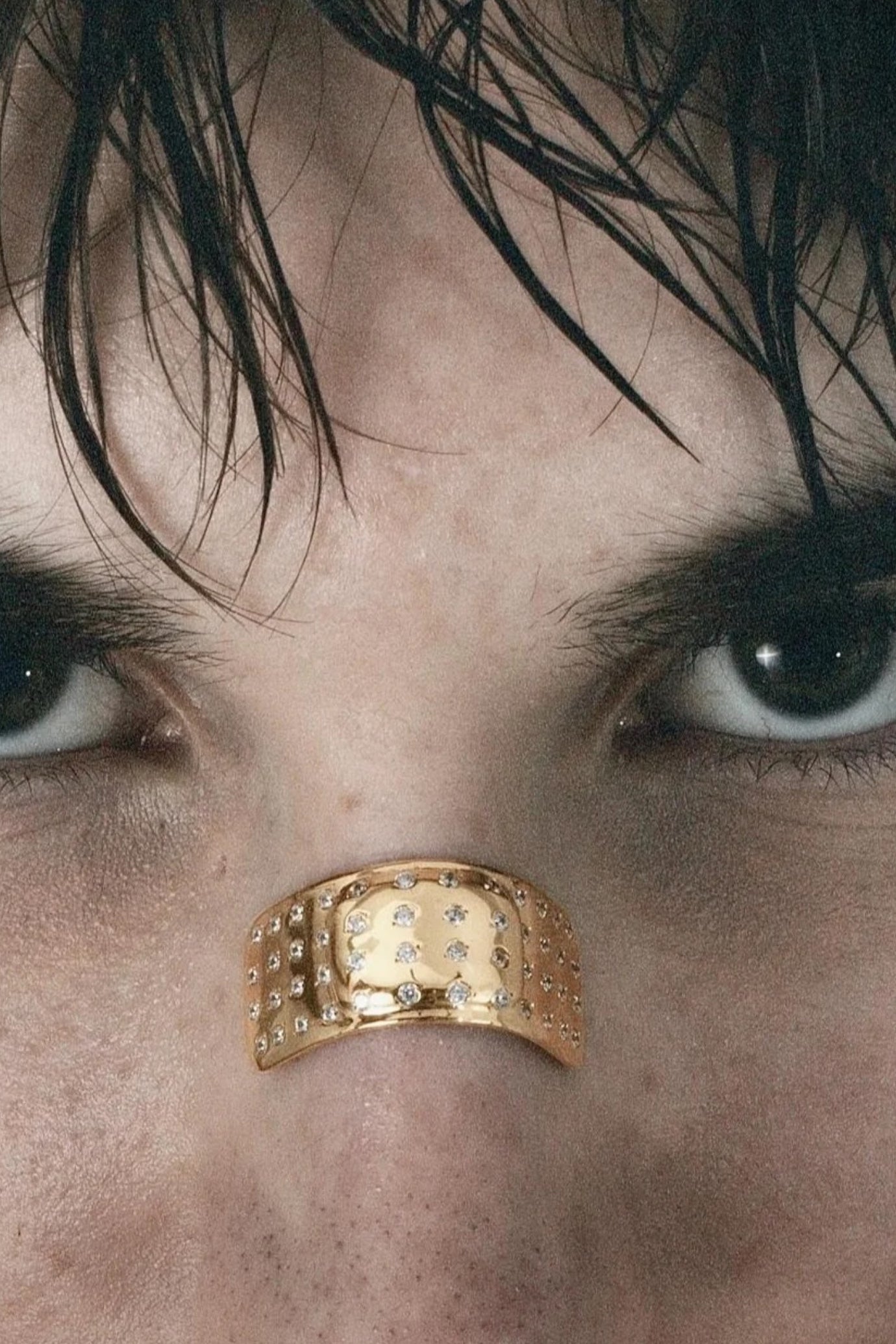 Encrusted Mini Nose Plaster