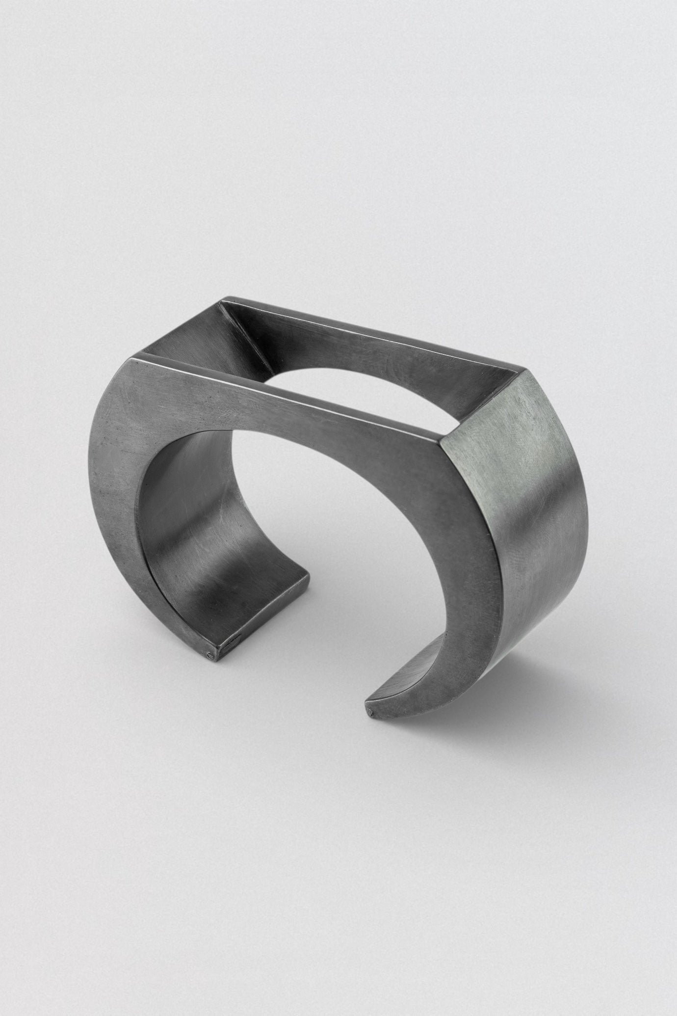 Crescent Plane Gateway Bracelet