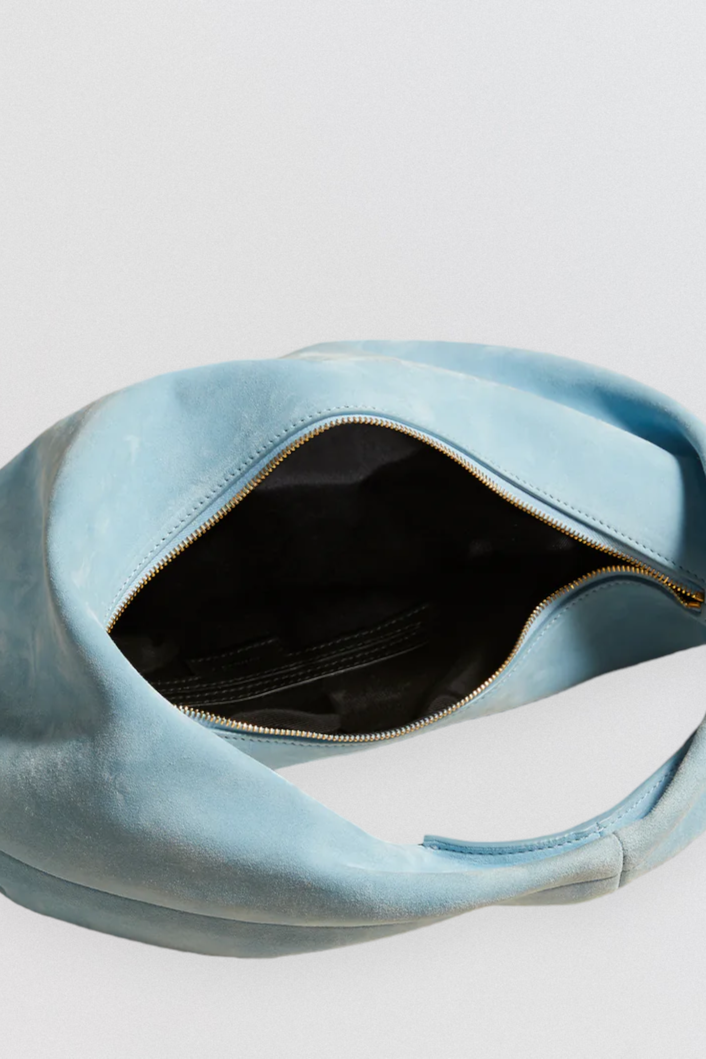 Olivia Hobo Medium