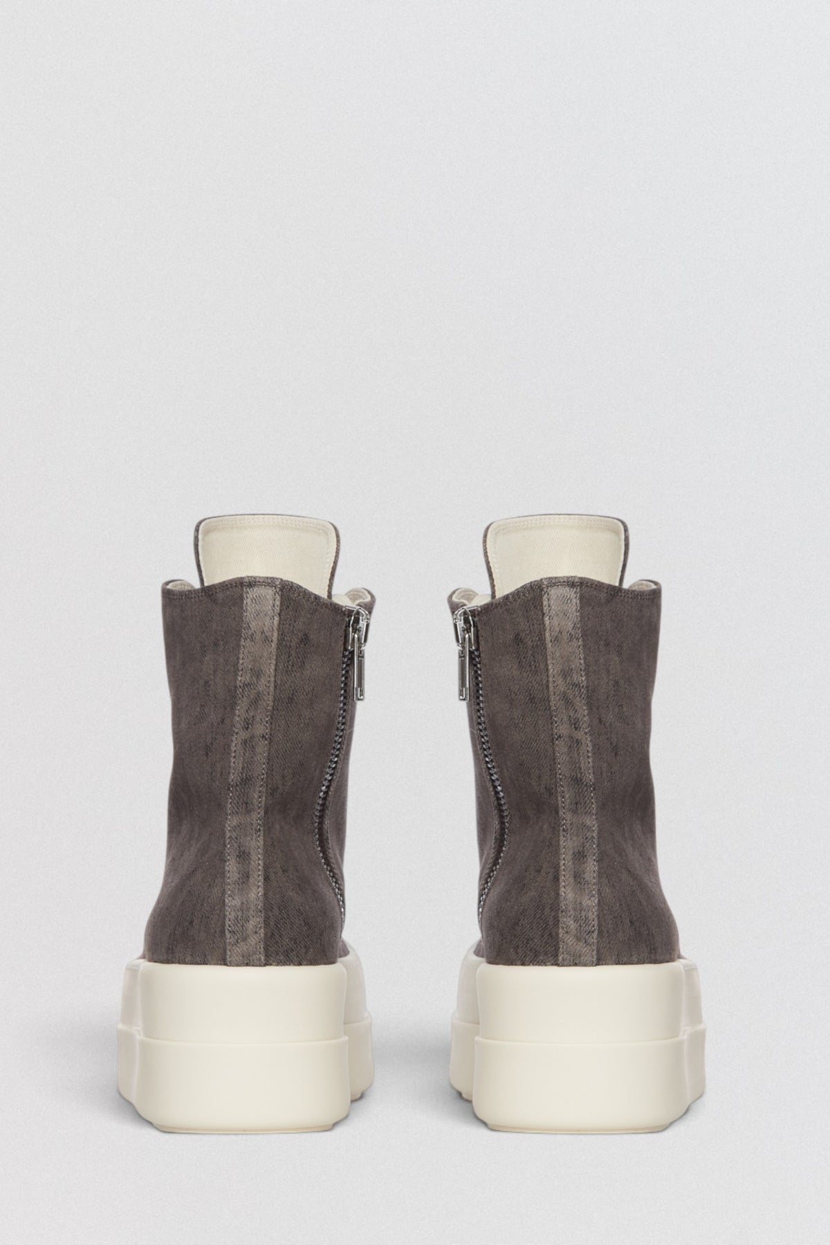 Mega Bumper Sneaks