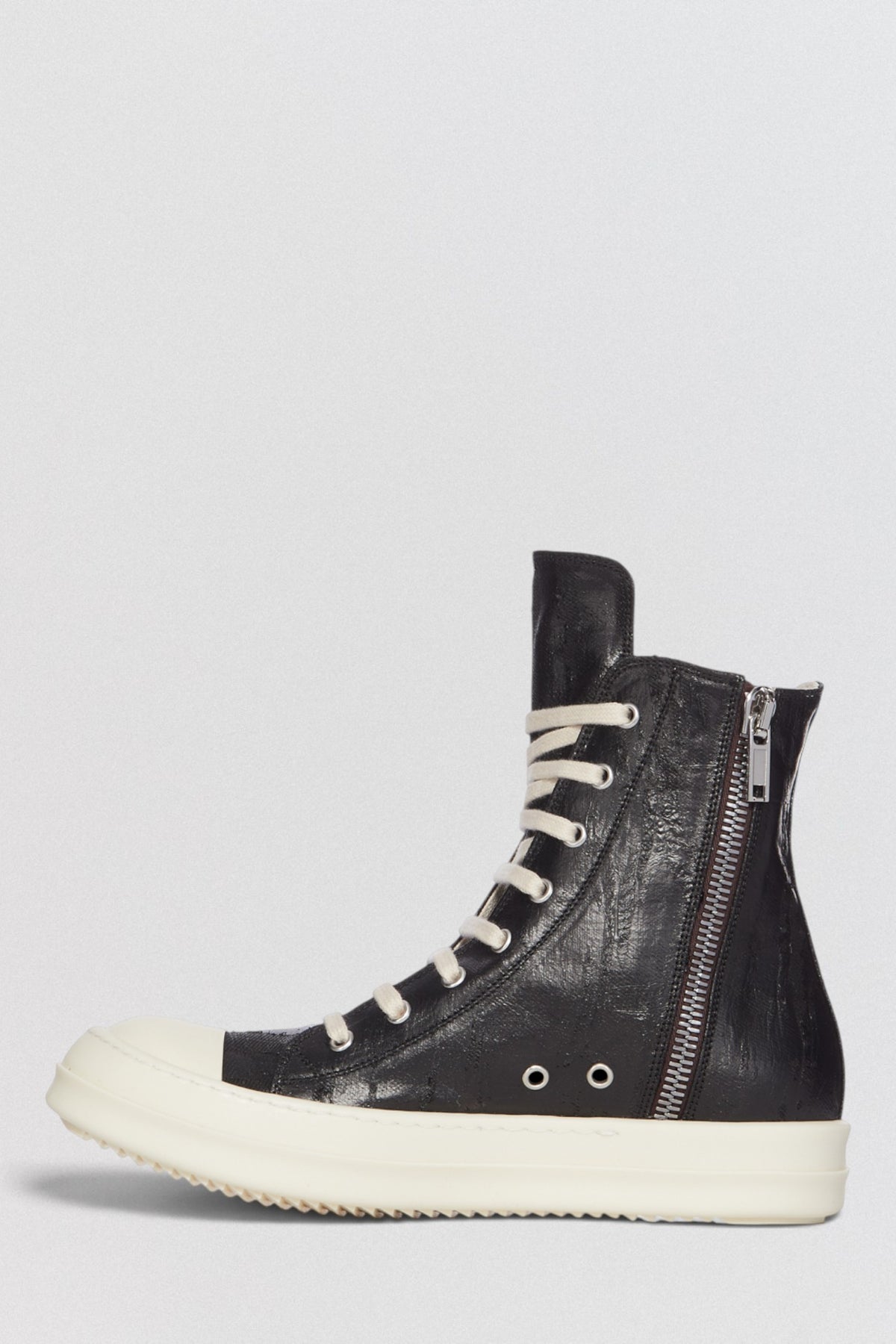 Sneaks