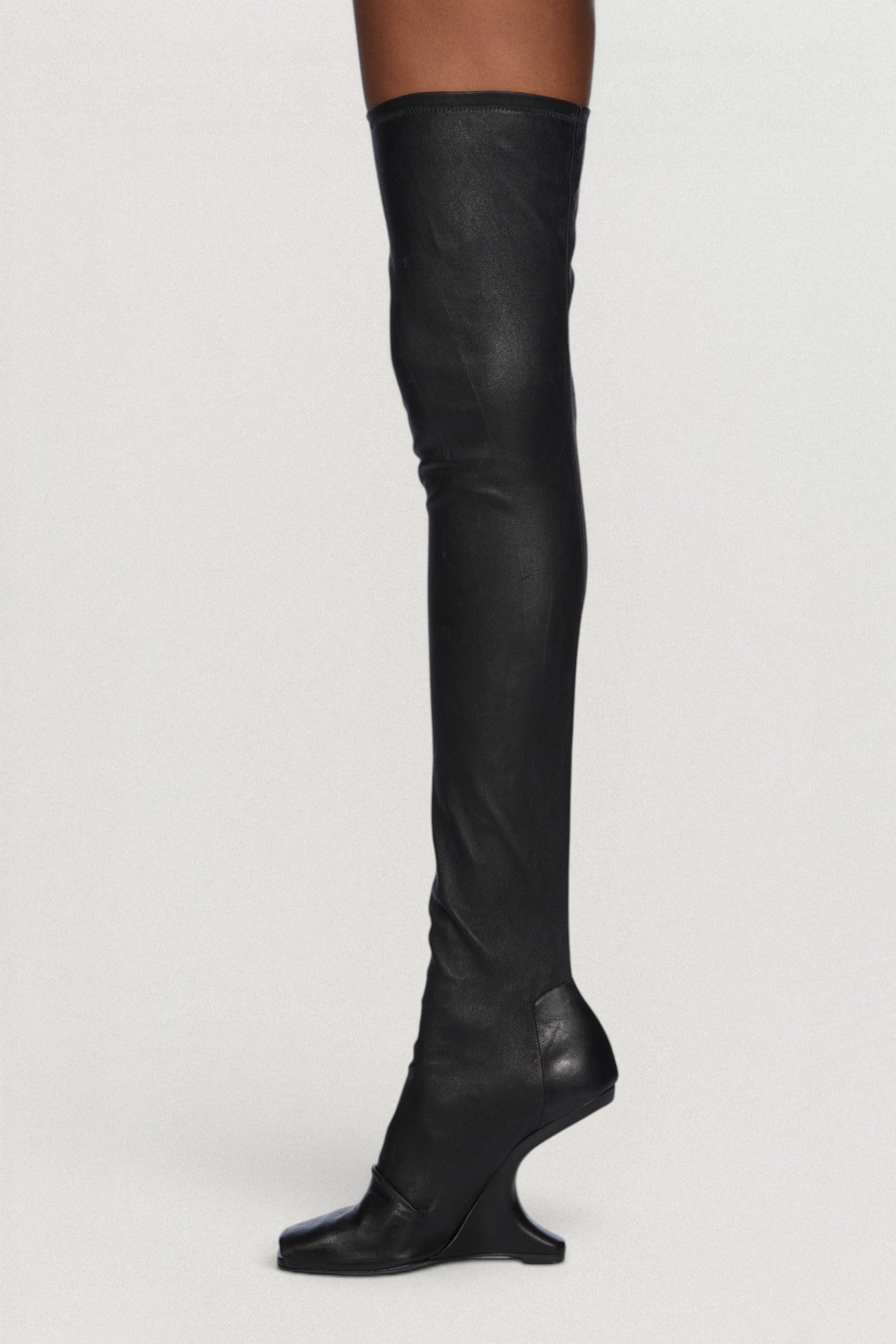 Cantilever 11 Boots