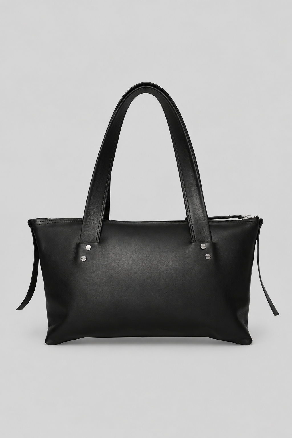 NUTSA NM1091B Shoulder Bag in calf leather with zip closure and cotton lining