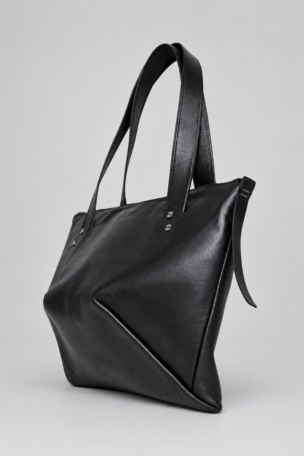 NUTSA NM1092B Shoulder Bag in calf leather with zip closure, cotton lining, and internal pocket
