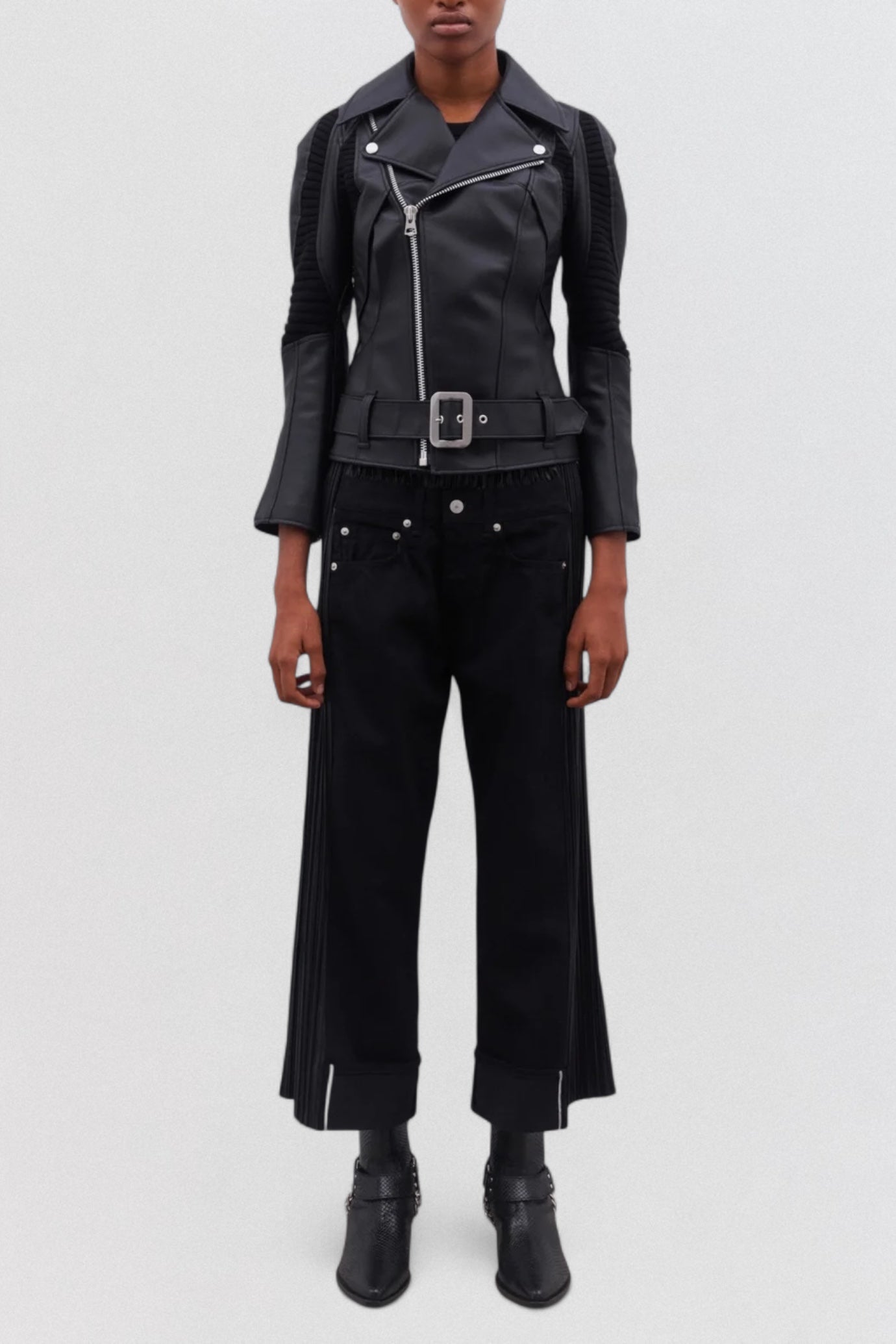 Levi’s Hybrid Pleated Jeans