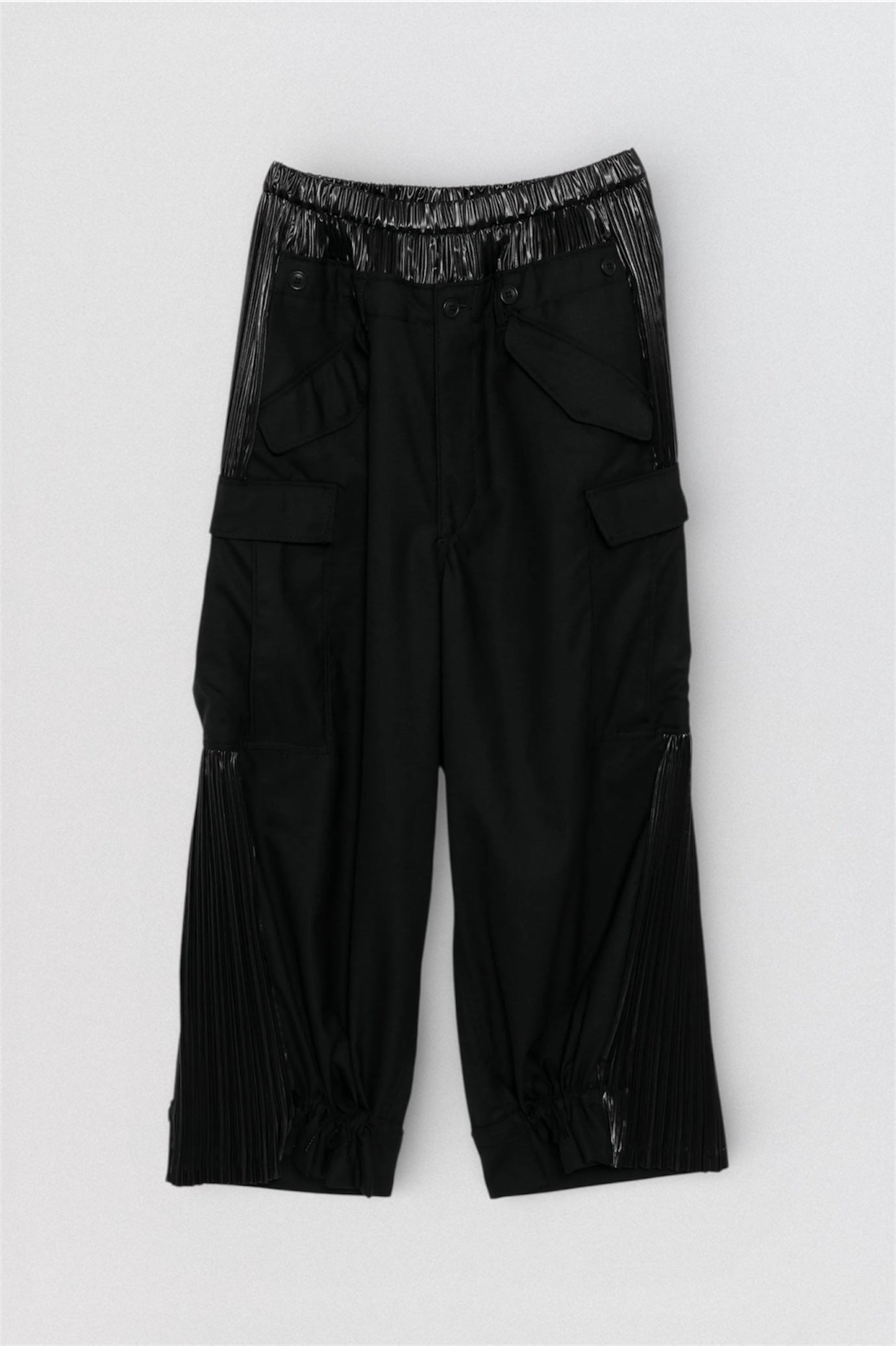 Cargo Pants with Pleated Sides