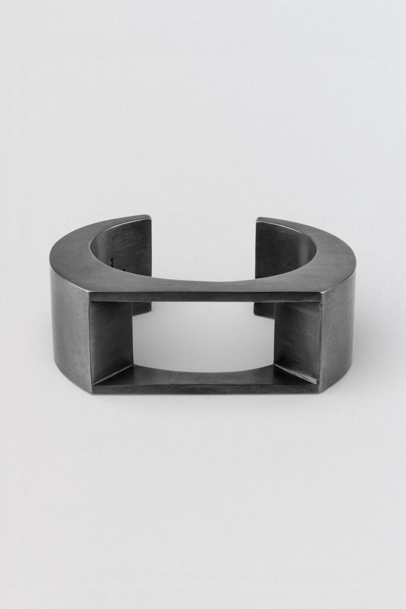 Crescent Plane Gateway Bracelet