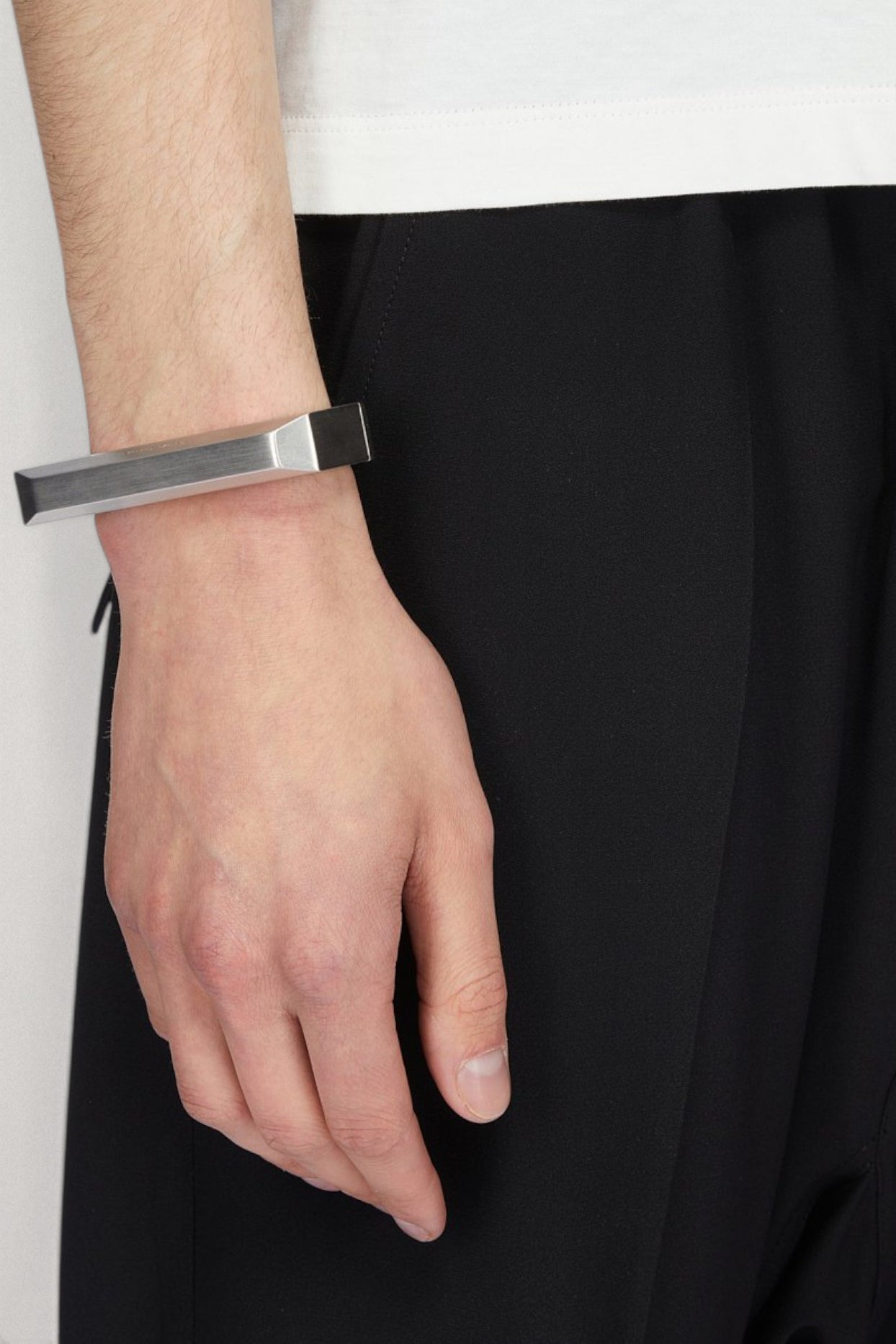 Beveled Bangle Bracelet