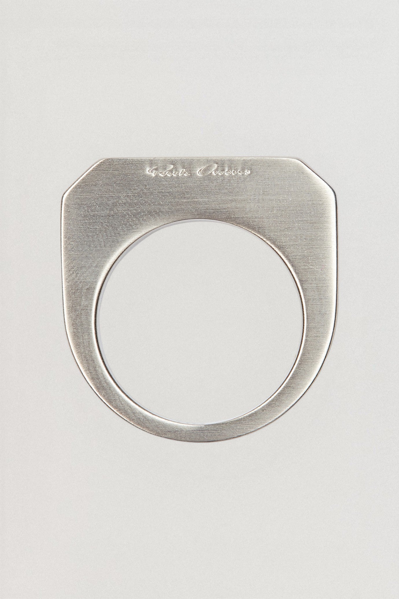 Hollywood Ring