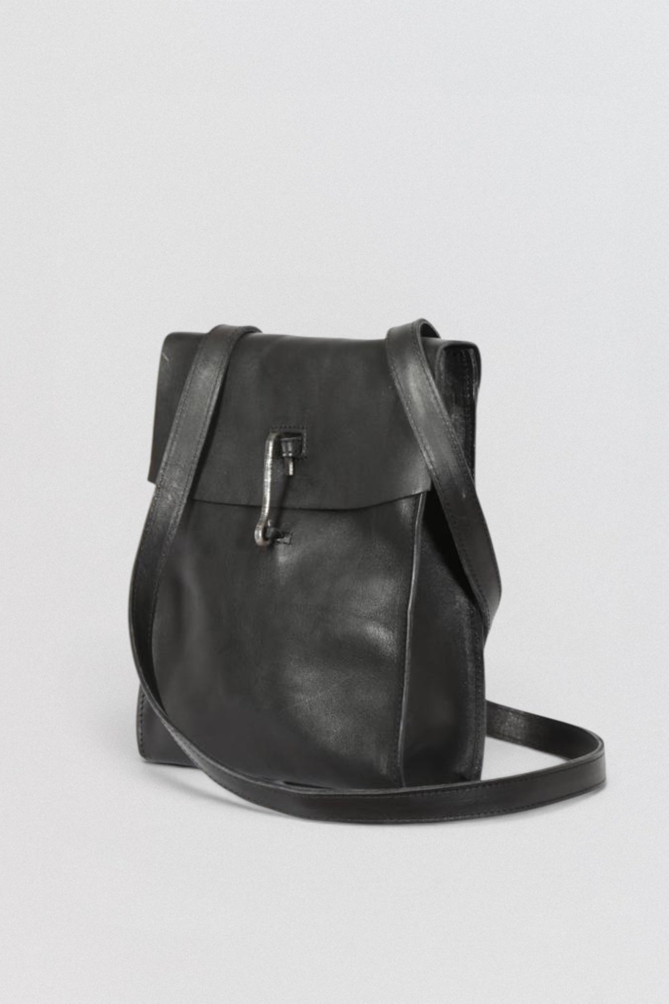 Tagliovivo Doctor Crossbody Bag leather shot on white background