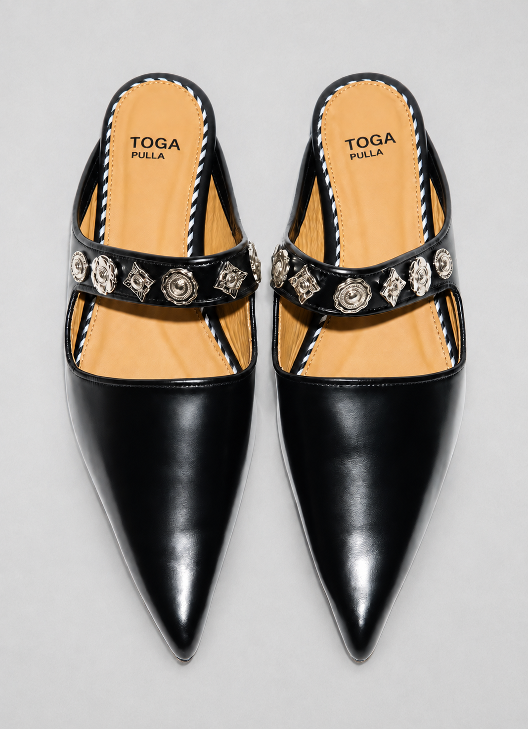 AJ1498 Pointed Mules