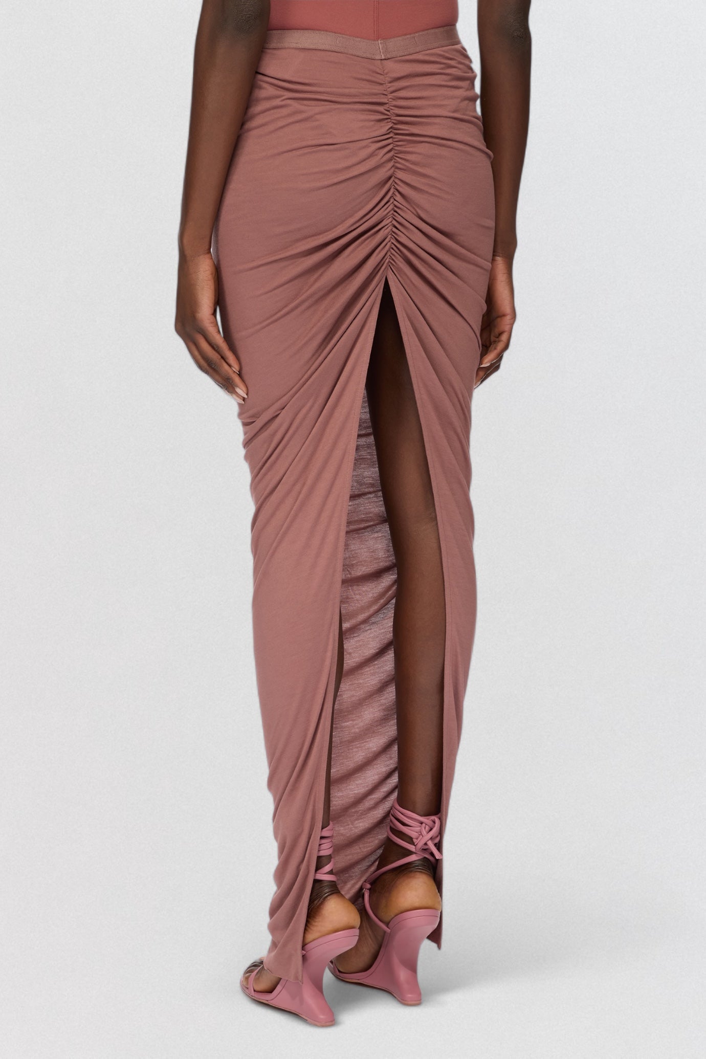 Rick Owens Lilies Gonna Eva Skirt in dusty pink jersey with ruched body skimming silhouette