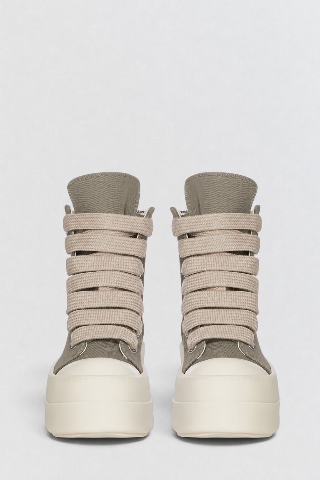 Mega Bumper Jumbolace Sneaks