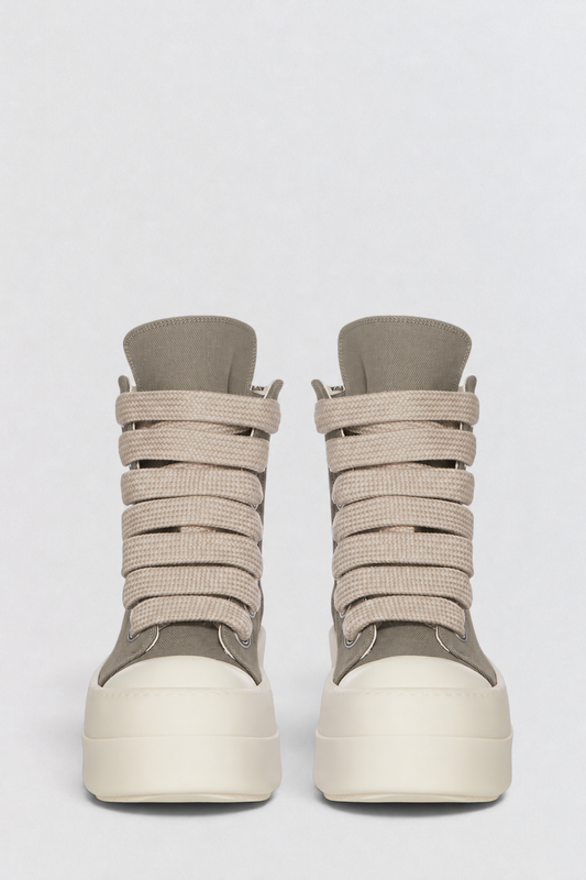 Mega Bumper Jumbolace Sneaks
