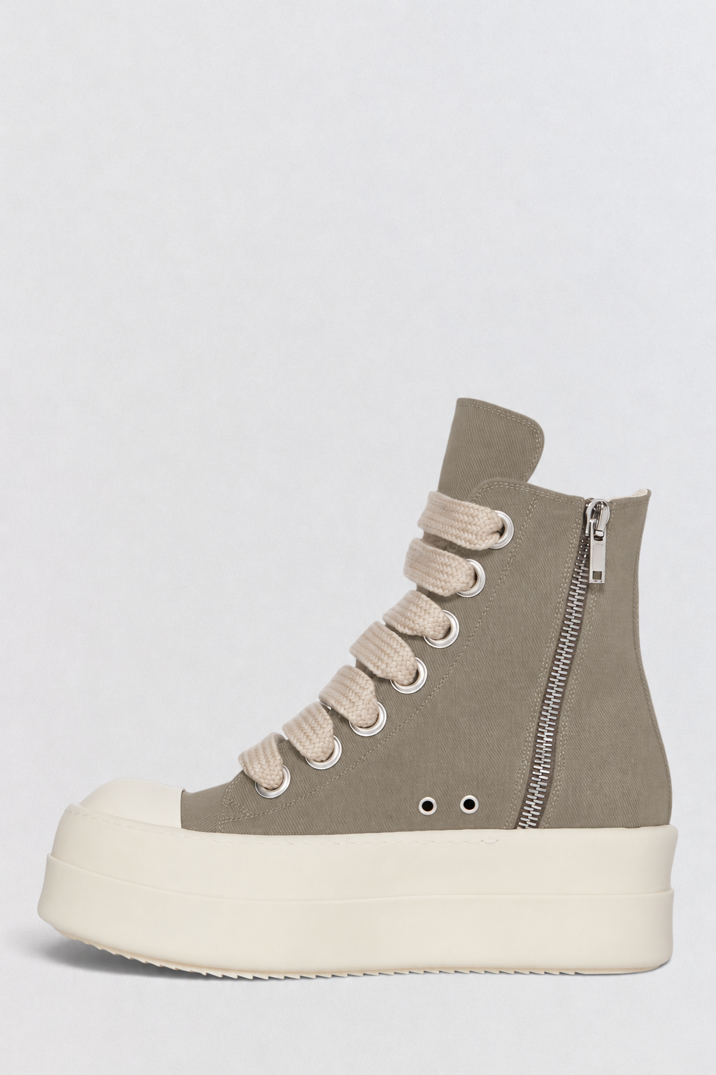 Mega Bumper Jumbolace Sneaks